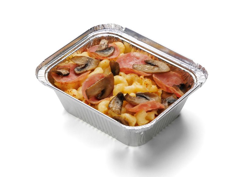 Паста с ветчиной и грибами