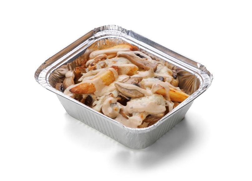 Картофель дольками с жареными грибами